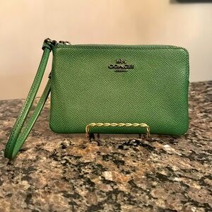 Coach green leather wristlet with gun metal hardware EUC